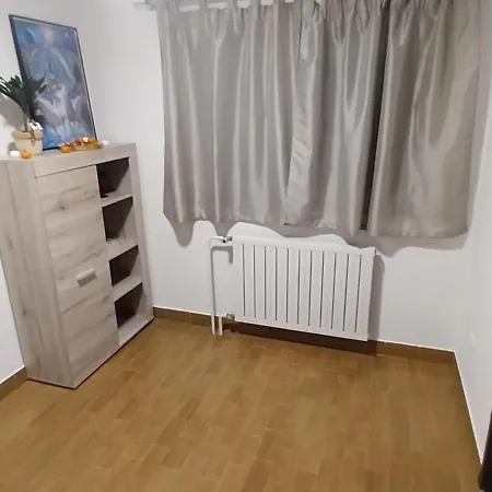 Kati Hisa *